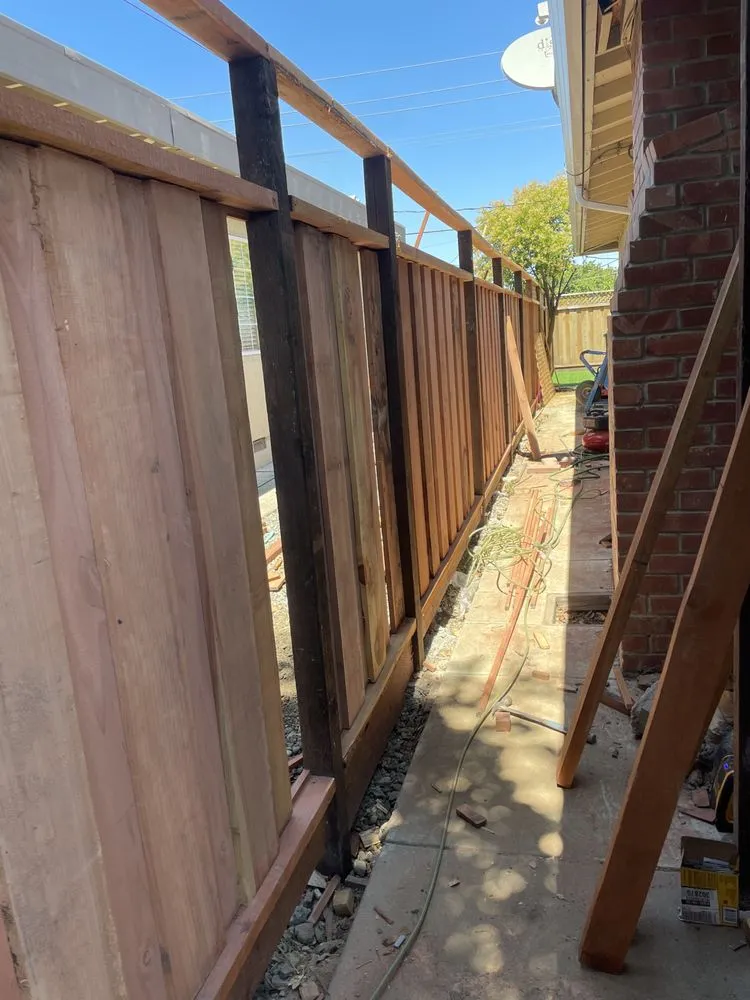 Affordable lawn mowing service in Redwood City, CA - VM Landscape