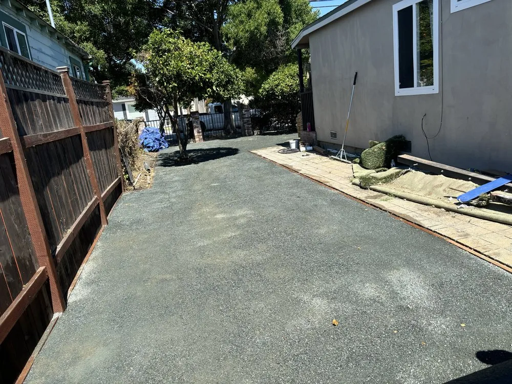 Professional landscaping services for year-round maintenance in Redwood City, CA by VM Landscape