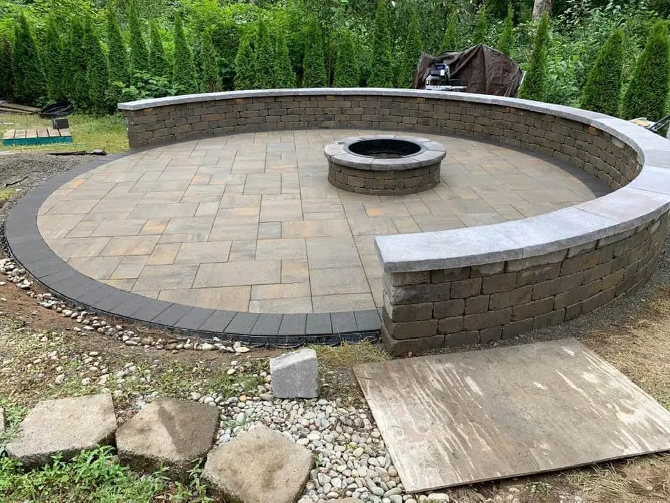 Custom residential landscaping for residential properties across Mount Vernon, WA - V&M Landscaping