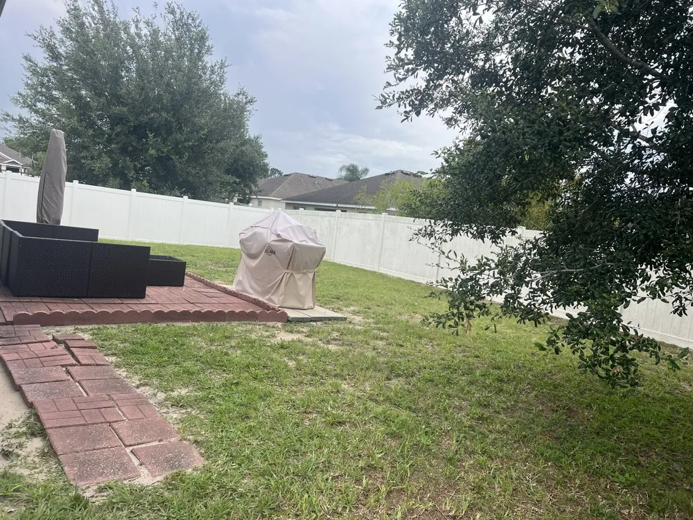 Professional lawn mowing service experts serving Davenport, FL - V&M Lawn Care