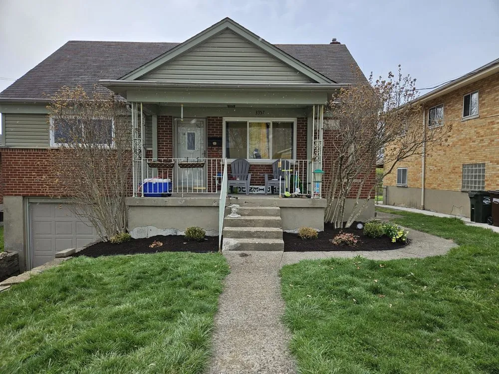 Professional lawn care service experts serving Cincinnati, OH - VM Lawncare