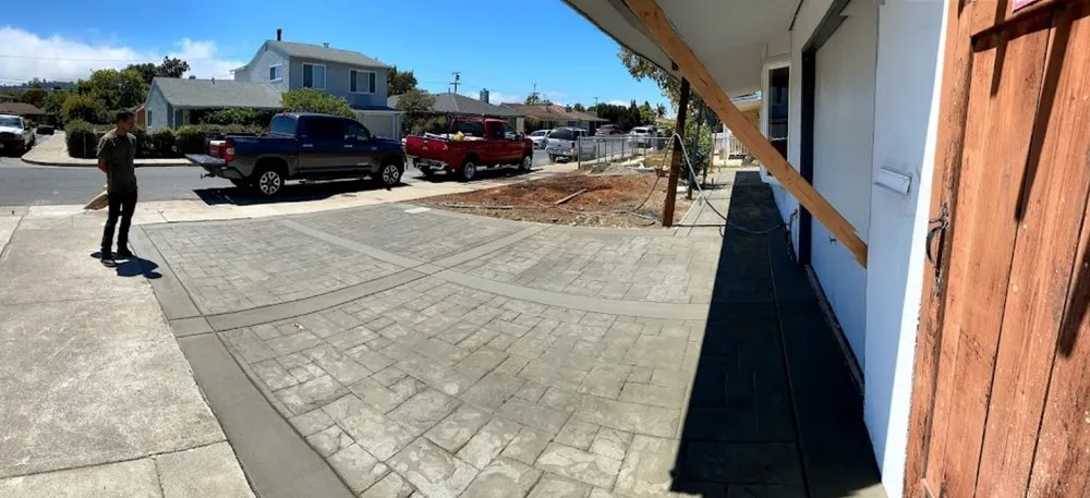 Affordable yard maintenance in Redwood City, CA by VMS Landscape Design