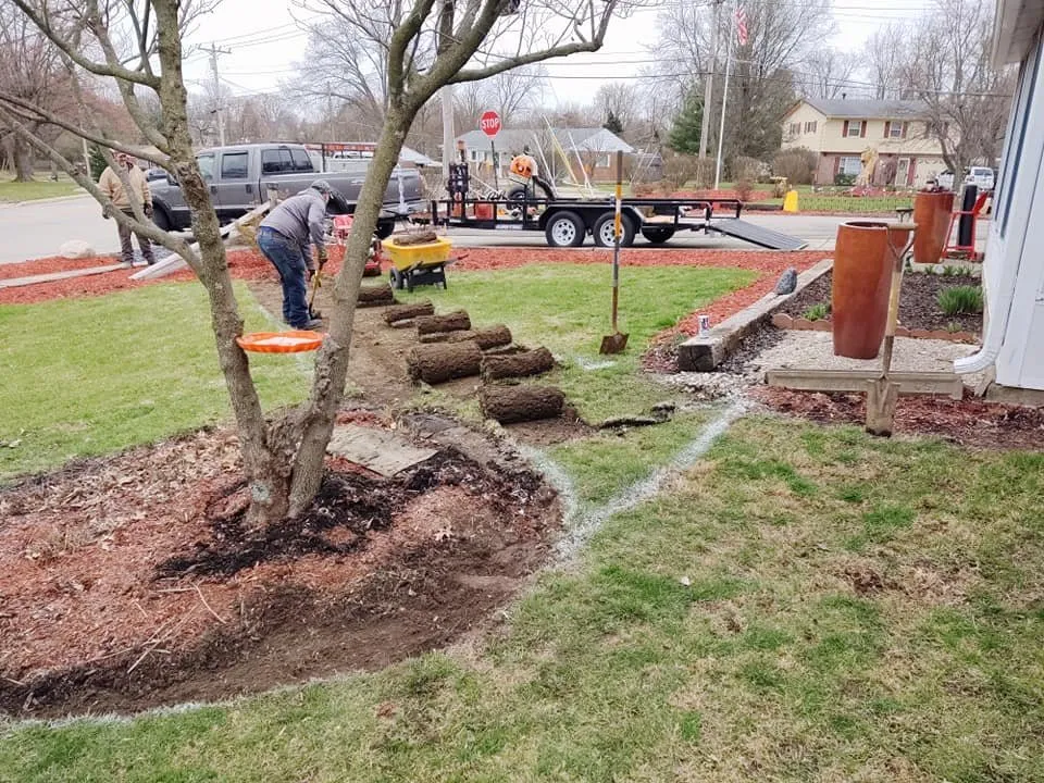 Reliable yard maintenance for year-round maintenance in Cincinnati, OH by VNR Lawn Service & Maintenance