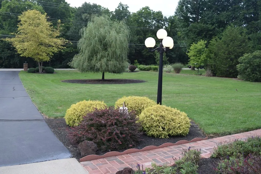 Local yard maintenance in Cincinnati, OH by VNR Lawn Service & Maintenance