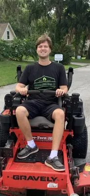 Voluisa Lawn Pros Logo