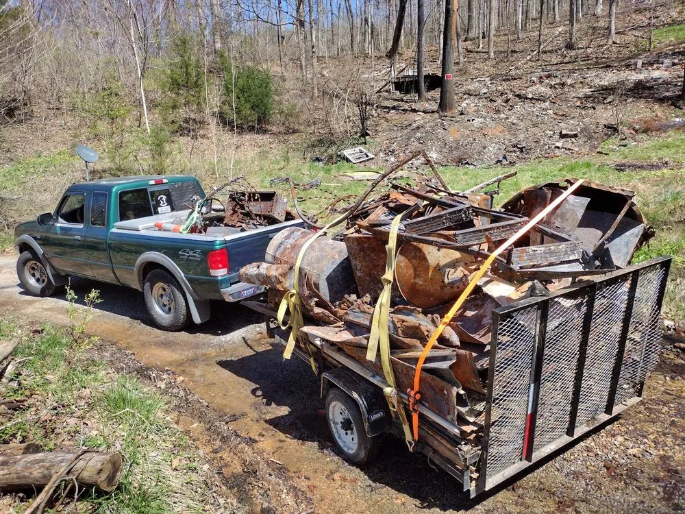 Affordable yard cleanup service experts serving LaFollette, TN - Volunteer Junk Removal Landscaping