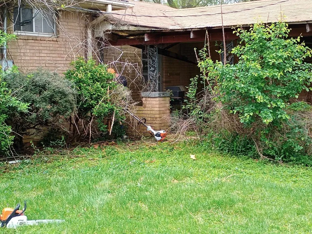 Custom garden landscaping experts serving Gadsden, TN - Volunteer Lawn Care
