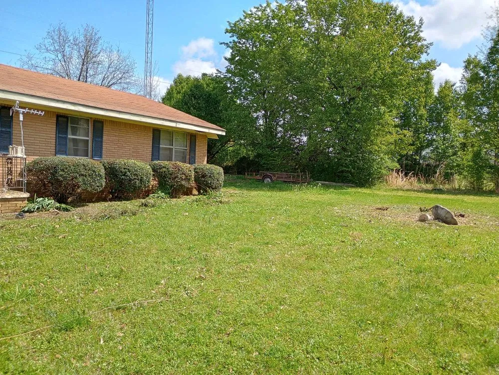 Trusted landscape design experts serving Gadsden, TN - Volunteer Lawn Care