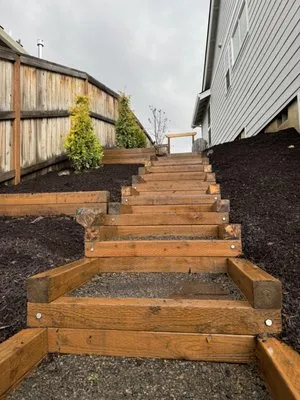 Von Landscaping Logo