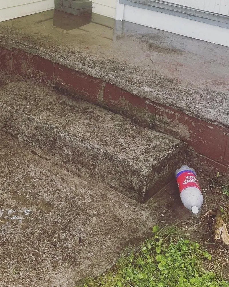 Local lawn care service in Rochester, NY - Vons Crispy Clean