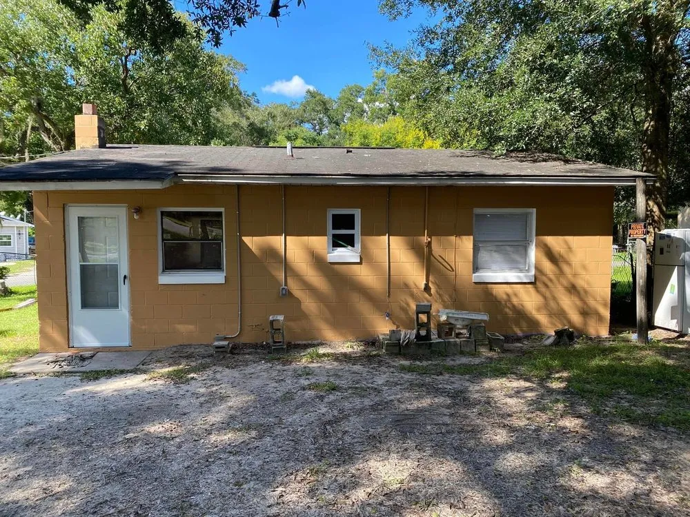 Professional yard maintenance in Ocala, FL - Von’s Landscaping & Removal Specialist