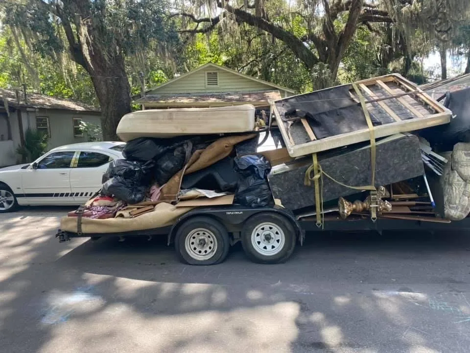 Local outdoor landscaping in Ocala, FL - Von’s Landscaping & Removal Specialist