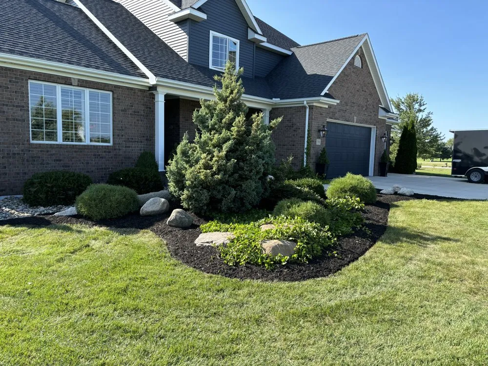 Top-rated garden landscaping for beautiful yards in Columbia City, IN by Vose & Sons Landscaping