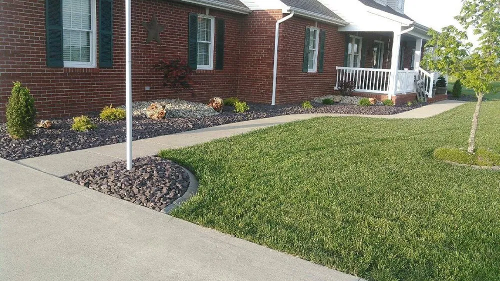 Professional lawn care service in Carlyle, IL by Voss Landscaping