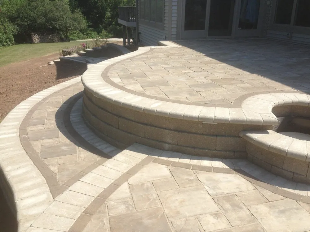 Affordable yard maintenance experts serving Kaukauna, WI - Vosters Custom Brick