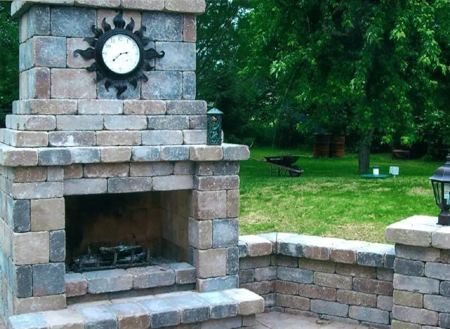 Top-rated yard maintenance for year-round maintenance across Kaukauna, WI - Vosters Custom Brick