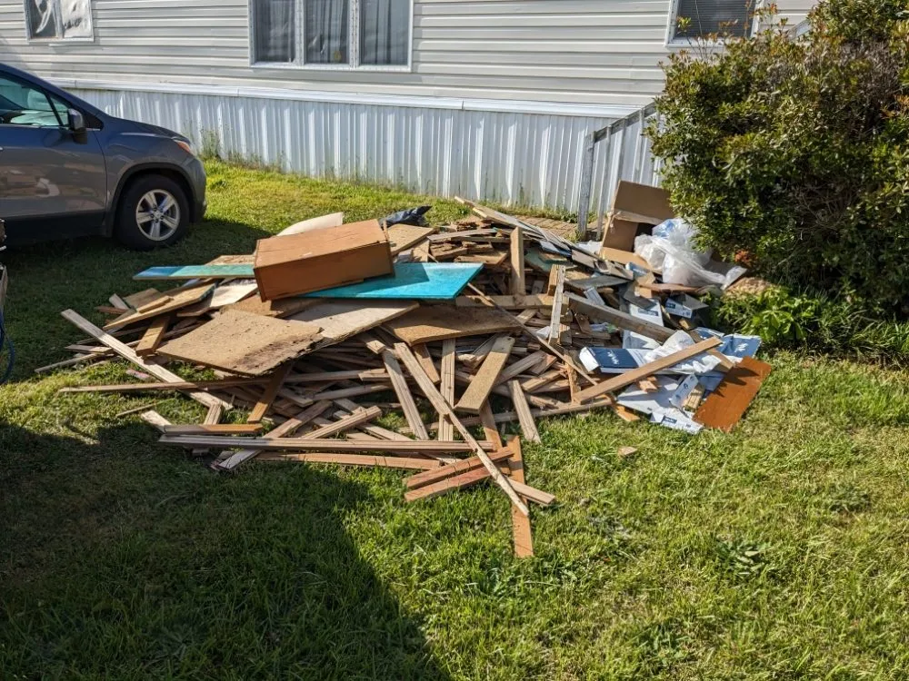 Local lawn mowing service in Piedmont, SC - VOTS Junk Removal & Landscape Delivery