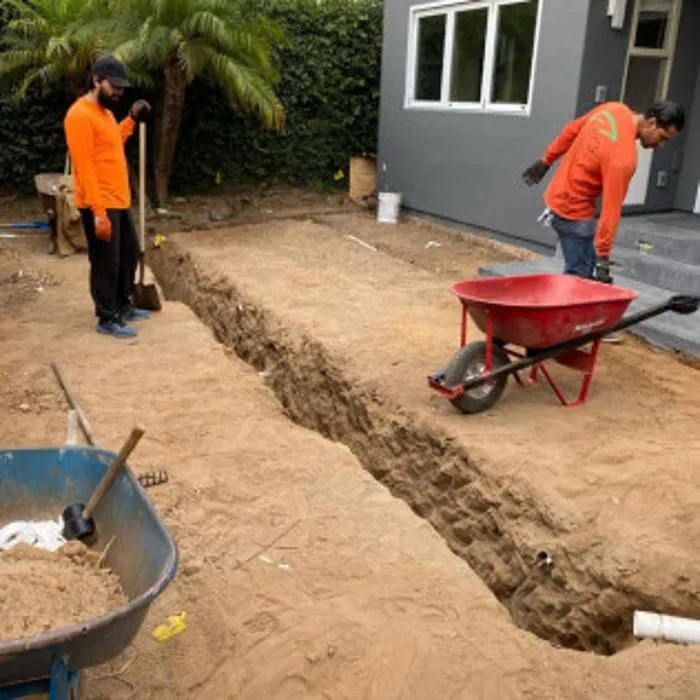 Expert lawn mowing service in Coronado, CA - VP's Landscape