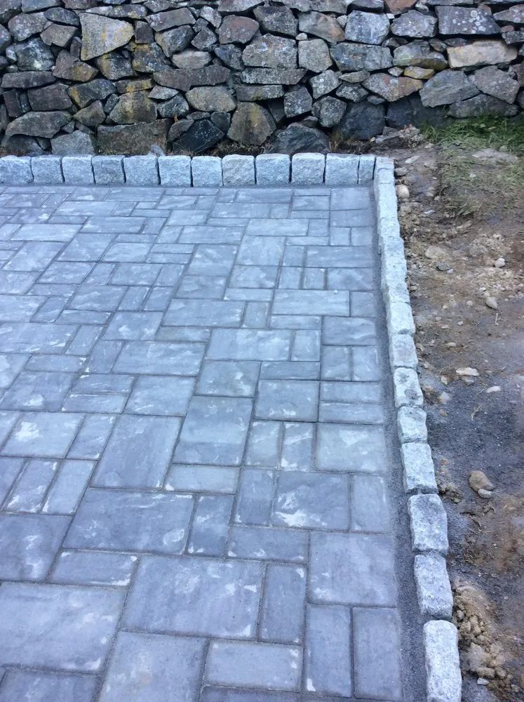 Top-rated garden landscaping experts serving Waltham, MA - V&S Landscaping