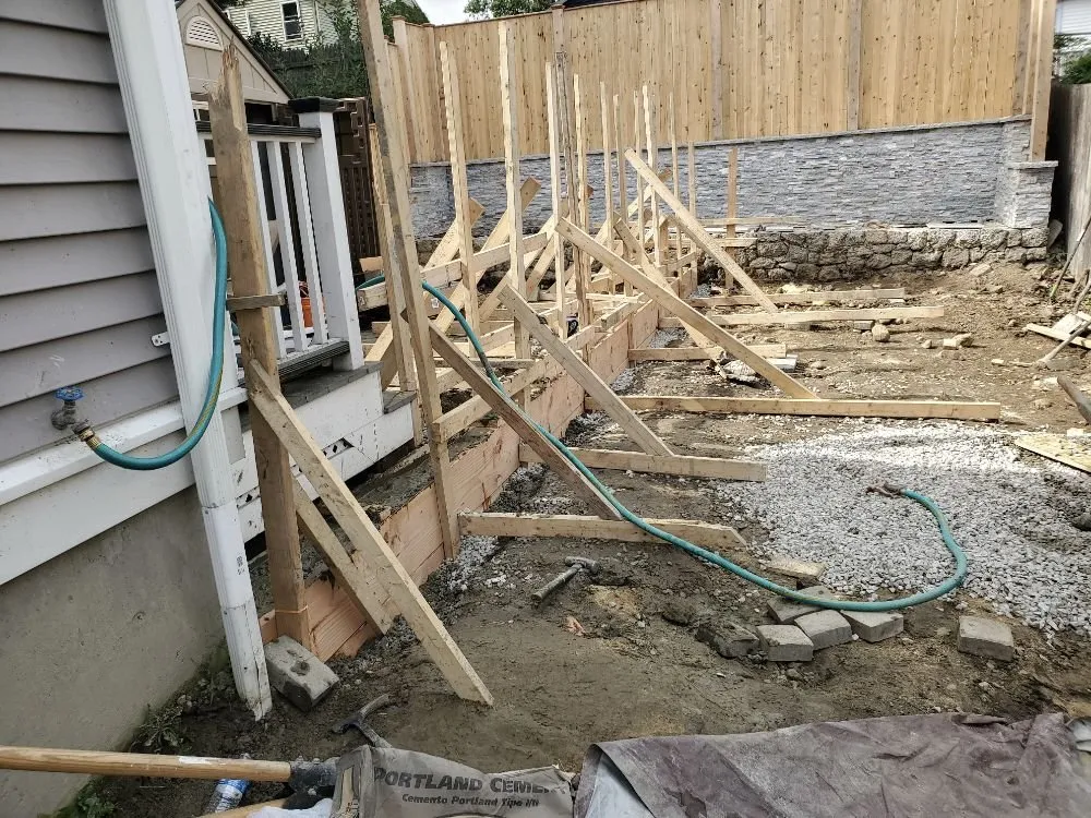 Professional outdoor landscaping experts serving Waltham, MA - V&S Landscaping