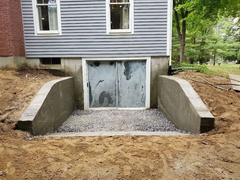 Professional lawn care service near you in Waltham, MA by V&S Landscaping