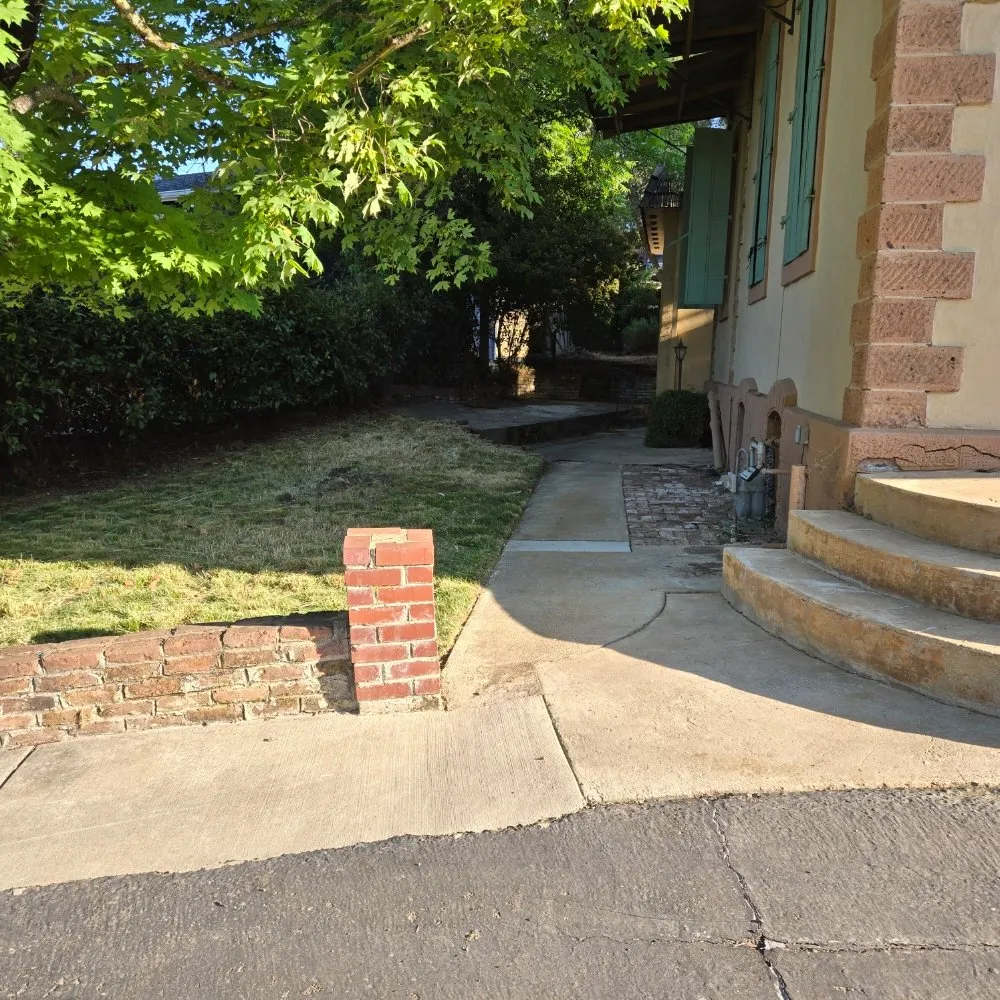 Professional landscape design with custom design in Elk Grove, CA by VS Lawn Care