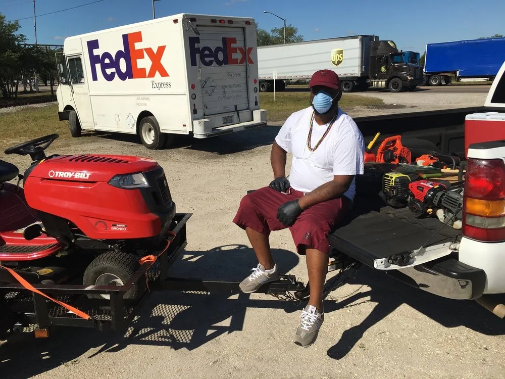 Professional lawn mowing service for beautiful yards across Belle Isle, FL - Vsaceboy Designer Tree and Lawn Service