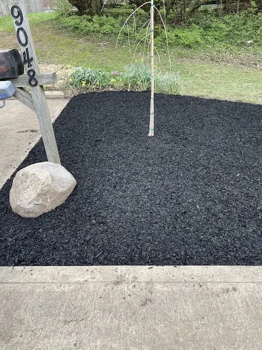 Reliable garden landscaping for outdoor upgrades across Cincinnati, OH - VSM Mowing