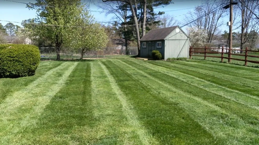 Custom garden landscaping in Cincinnati, OH - VSM Mowing