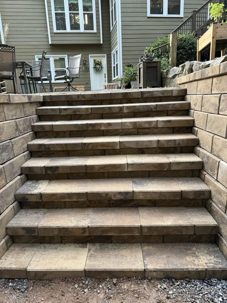 Professional lawn mowing service experts serving Cumming, GA - VT Landscapes