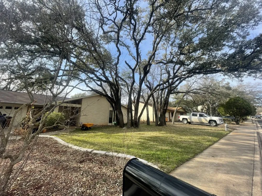 Trusted lawn mowing service experts serving Austin, TX - Vt lawn care