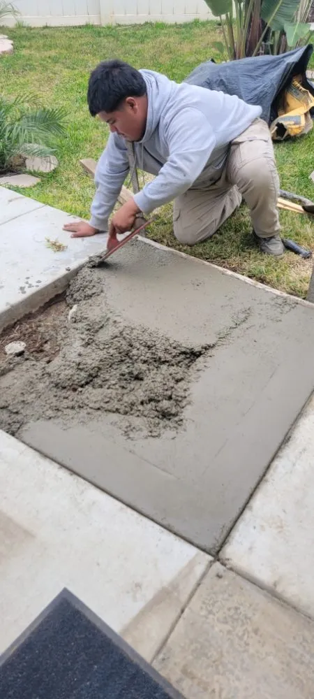 Custom garden landscaping in Ontario, CA - VTech Maintenance