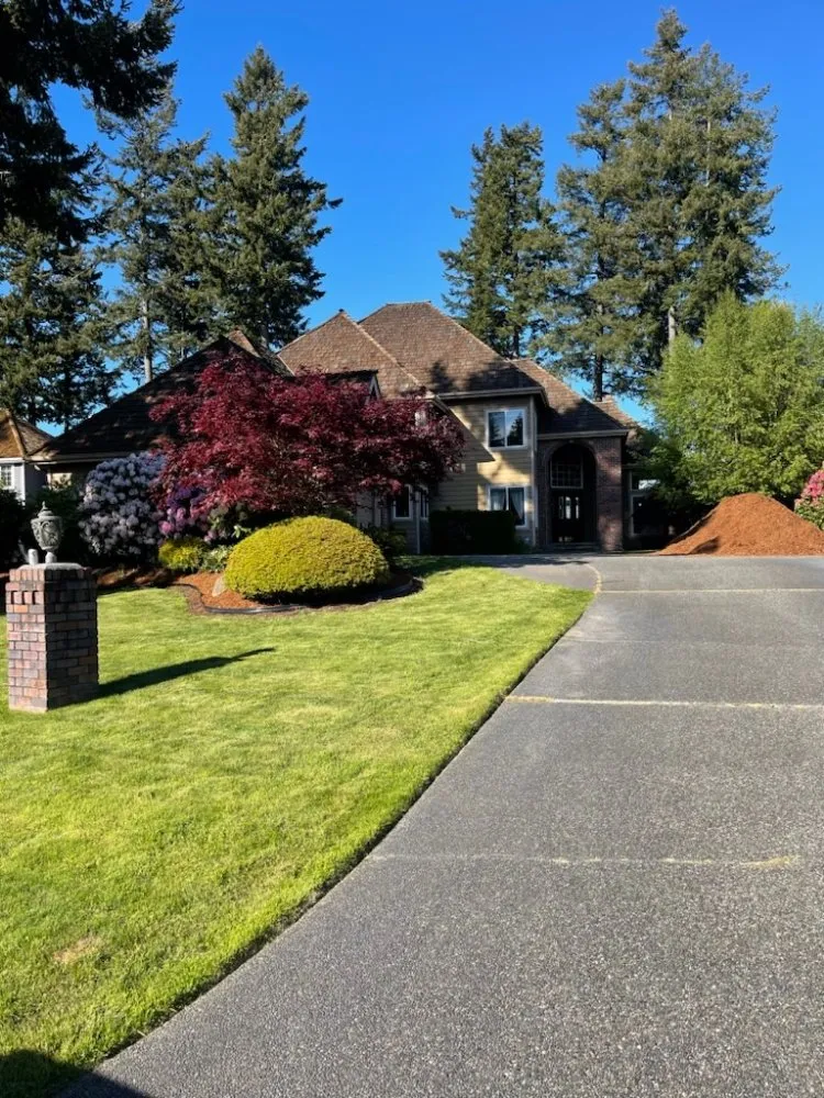 Trusted outdoor landscaping for homes across Seattle, WA - Vu Nguyen Landscaping And Junk Removal