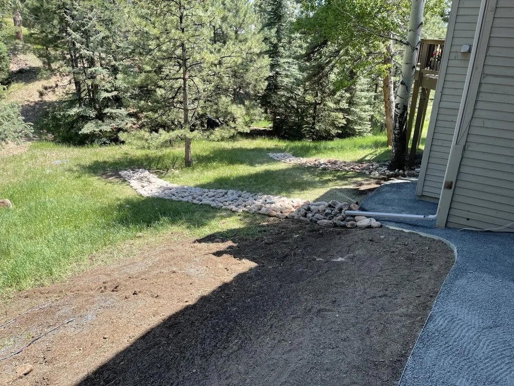 Expert outdoor landscaping experts serving Denver, CO - VVM Renovations