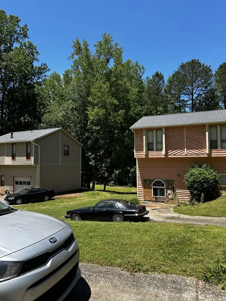 Reliable lawn mowing service experts serving Austell, GA - VVS Landscape and Enhancement