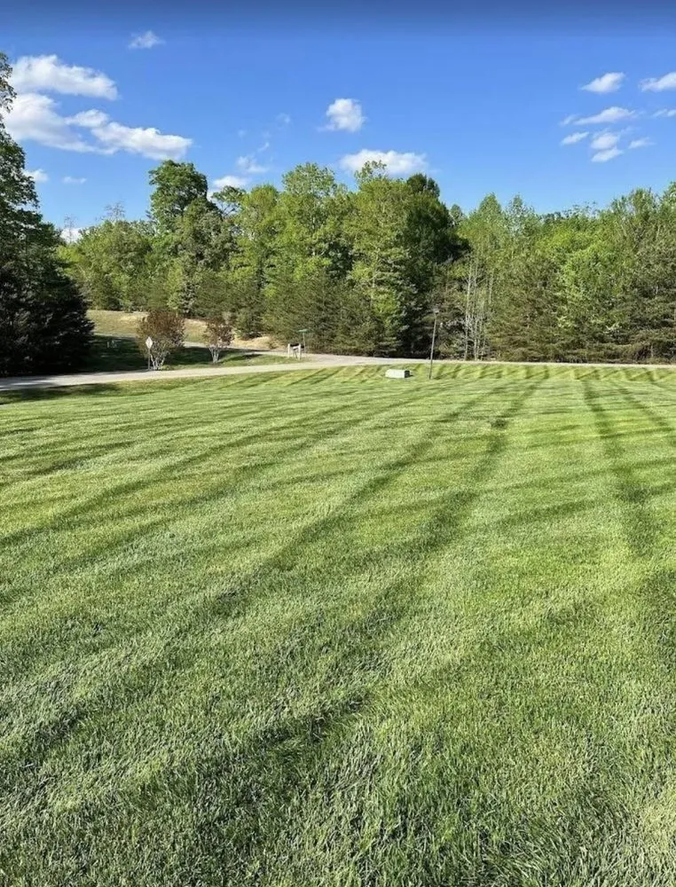 Local lawn care service in Fort Washington, MD - W & R Complete Lawncare
