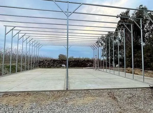 Professional lawn care service experts serving Fresno, CA - W G Concrete