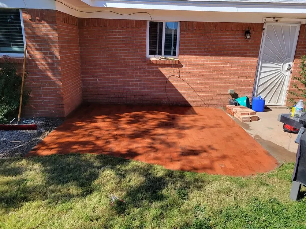 Custom garden landscaping experts serving Los Lunas, NM - W O W Weedout Waters