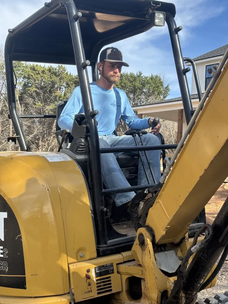 Top-rated yard cleanup service in Lacy-Lakeview, TX by Wacoscapes