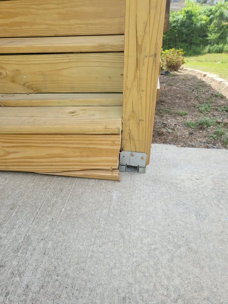 Professional yard cleanup service experts serving Gardendale, AL - Waddles Landscape