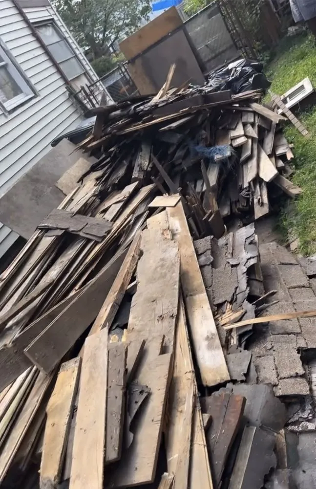 Trusted outdoor landscaping for residential properties in Columbus, OH by Wade & Co. Junk Removal