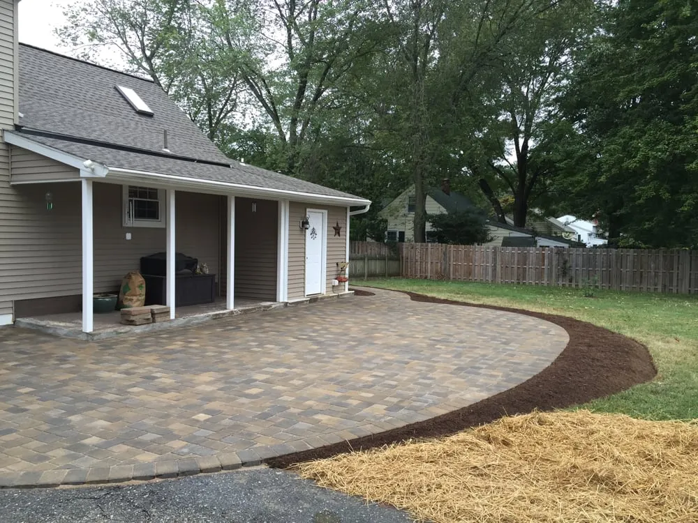 Top-rated landscape installation experts serving Annapolis, MD - Wade Pools & Landscape Design