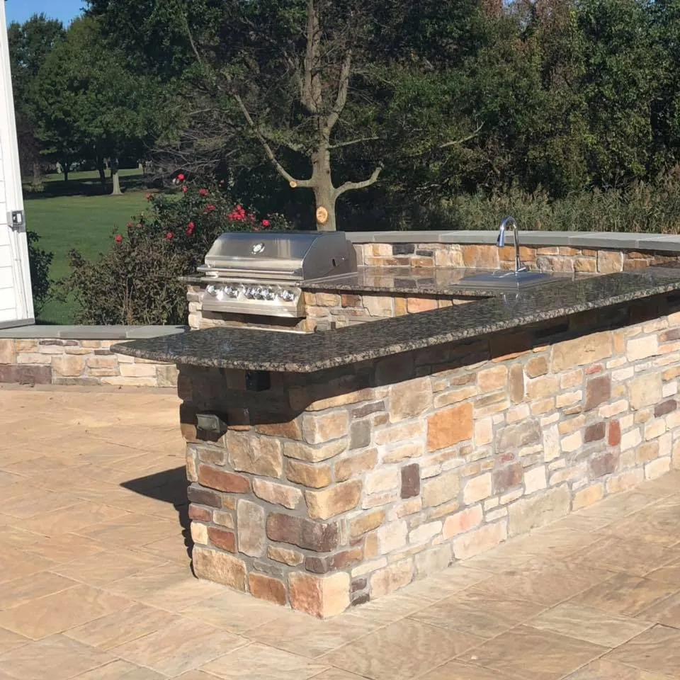 Top-rated lawn care service in Annapolis, MD - Wade Pools & Landscape Design