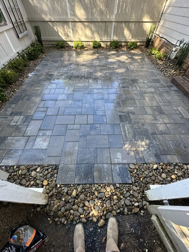 Affordable garden landscaping in Lancaster, SC by Wade’s Landscape Anything