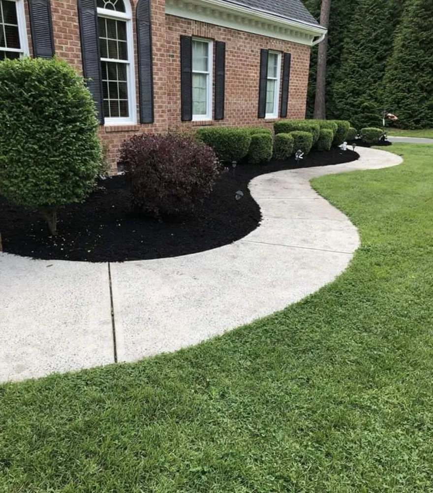 Professional lawn care service experts serving Laurel, DE - Wades Lawn and Landscape