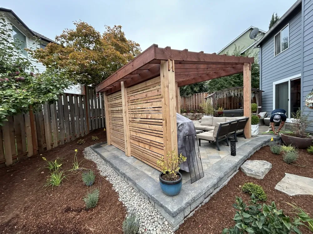 Custom lawn care service experts serving Gresham, OR - Wades Maintenance