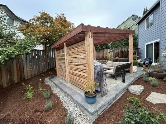 Wades Maintenance Logo