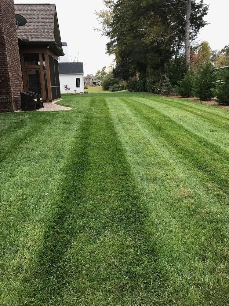 Reliable garden landscaping experts serving Clinton, TN - Wadescapes