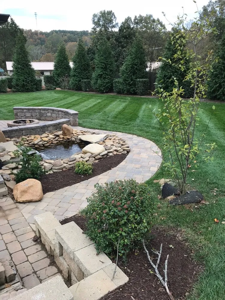 Expert residential landscaping experts serving Clinton, TN - Wadescapes