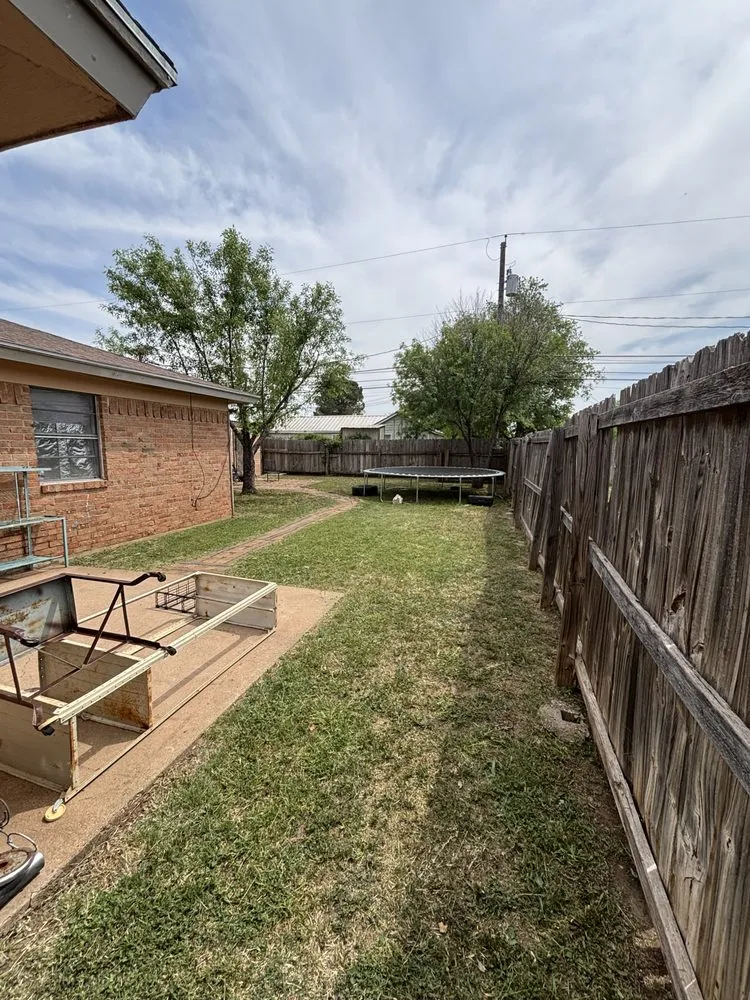 Professional residential landscaping for homes in San Angelo, TX by Wadkinscapes